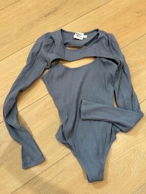 Ribbed Cutout Long-Sleeve Top - Slate Blue